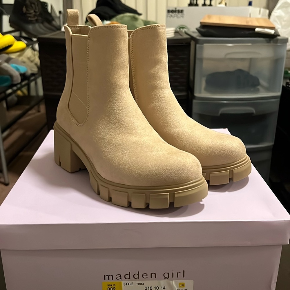 Madden girl boots